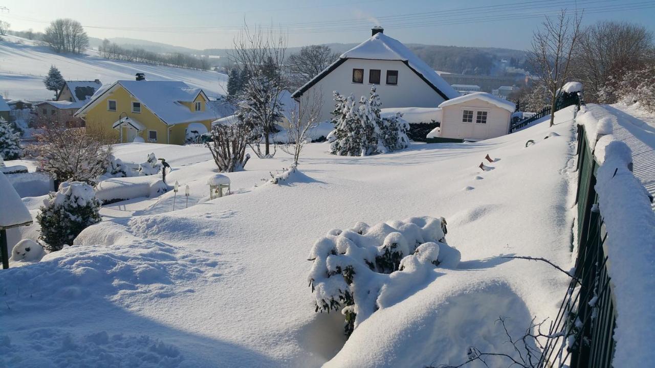 Im Erzgebirge Wandern, Fahrrad Fahren Oder Entspannen Ehrenfriedersdorf Exterior photo